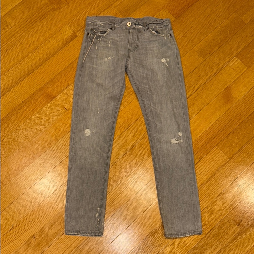 Men's Gray Distressed Jeans